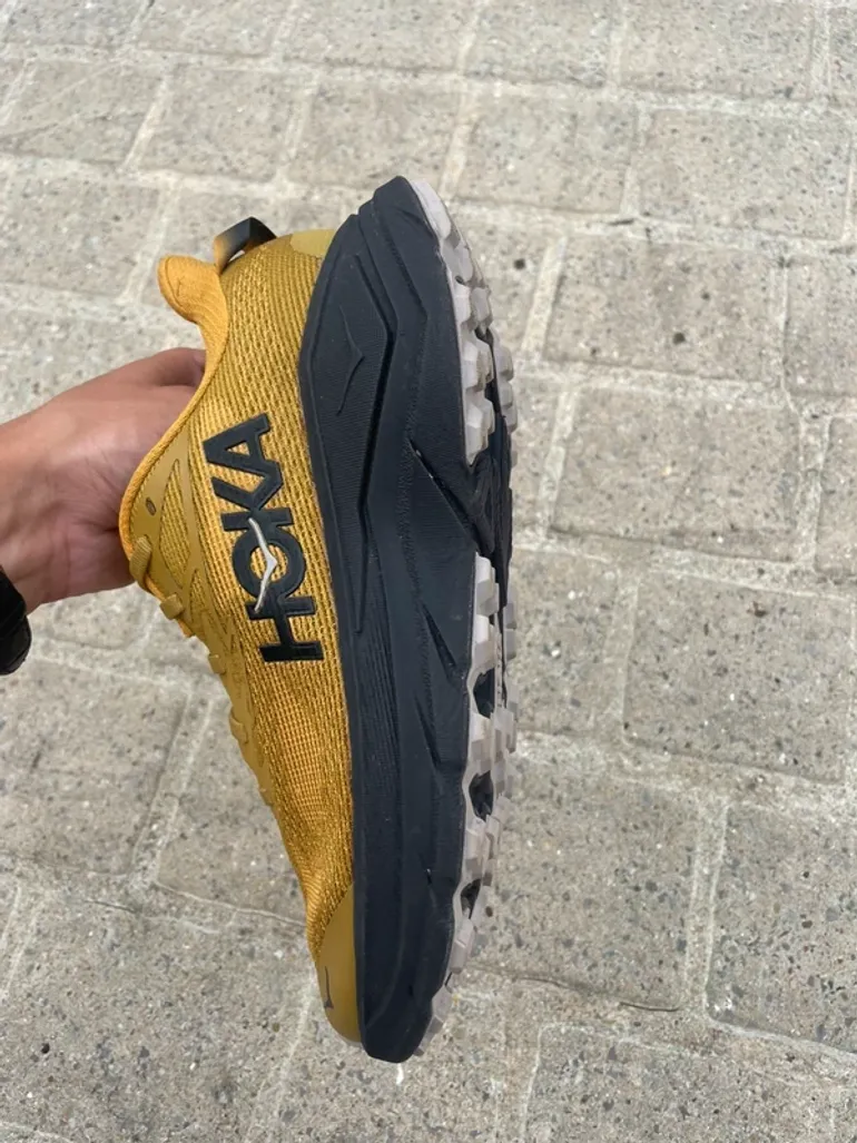 Used Hoka Challenger 8 bike — image 6 of 9