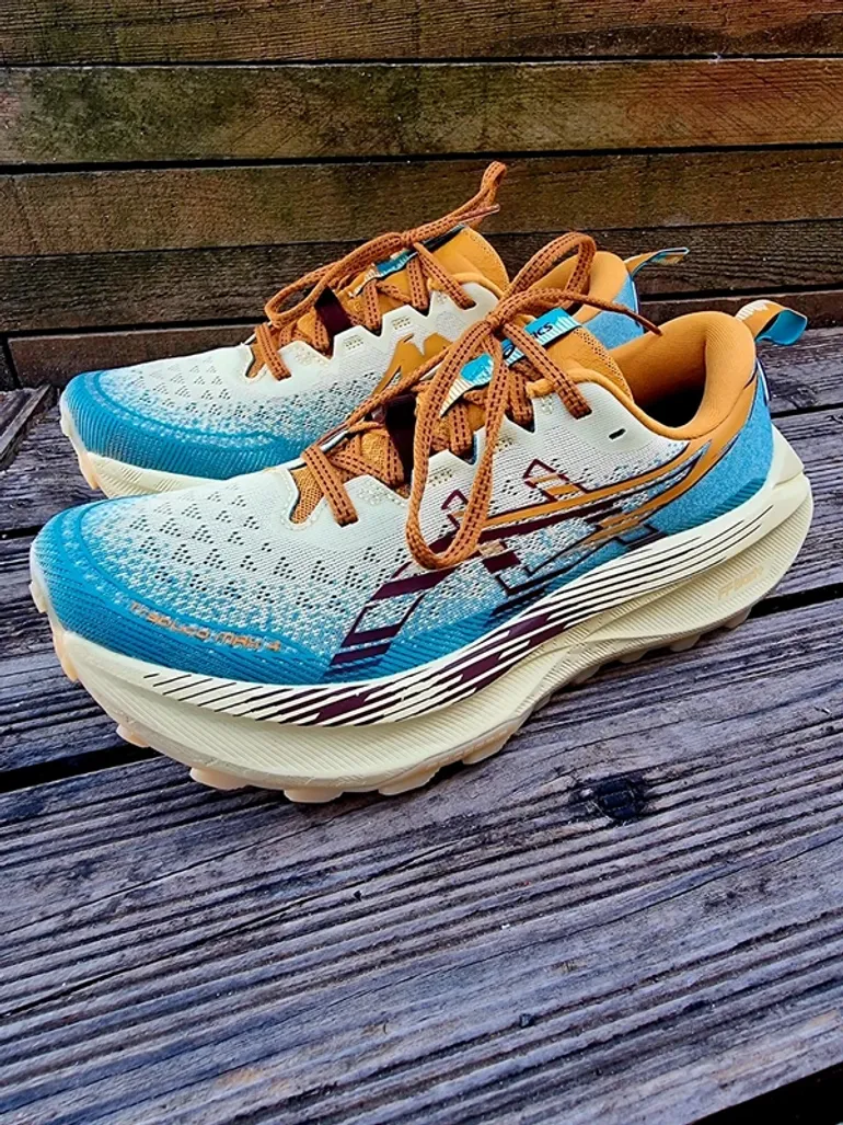 Used Asics Trabuco Max 4 bike — image 2 of 10