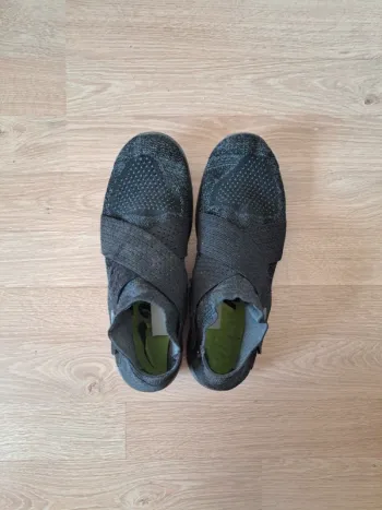 Käytetty Simple Free Run Flyknit bike — kuva 8 / 8