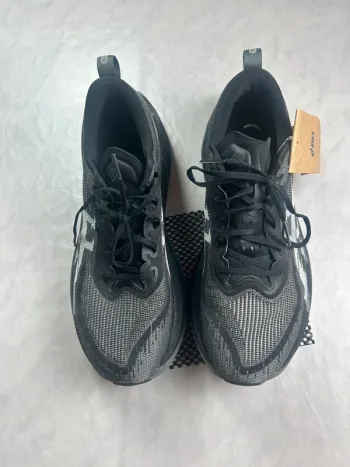 Used Asics Superblast 2 bike — image 3 of 6