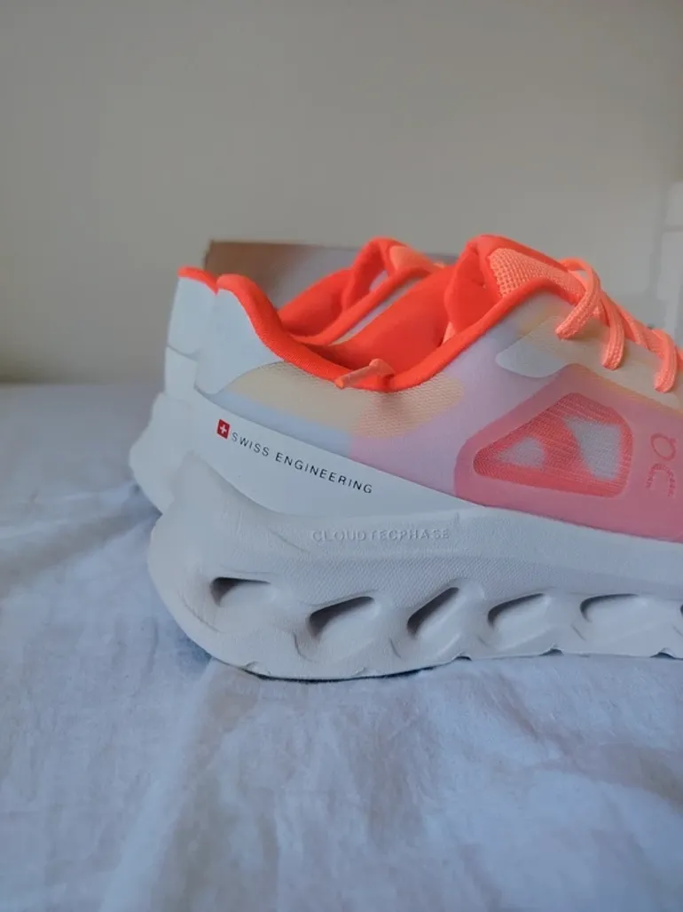 Tweedehands Orange On Cloudtilt Remix bike — afbeelding 4 van 5