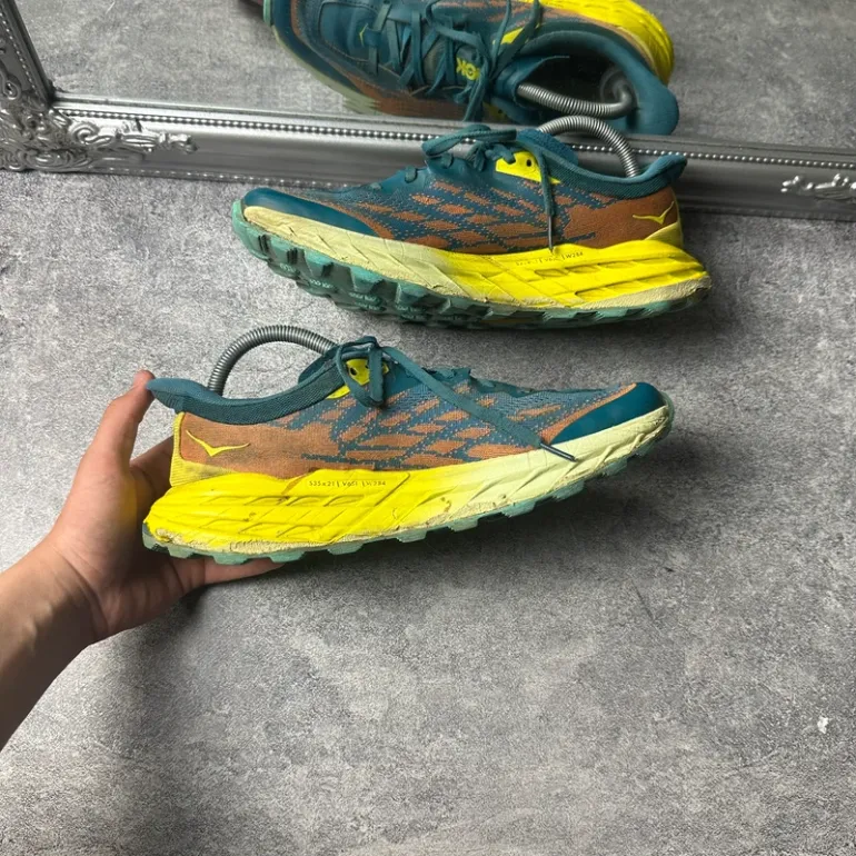Used Hoka Speedgoat 5 bike — image 3 of 7