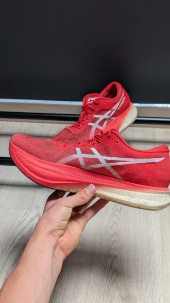 Used Asics Metaspeed Sky + bike — image 4 of 6