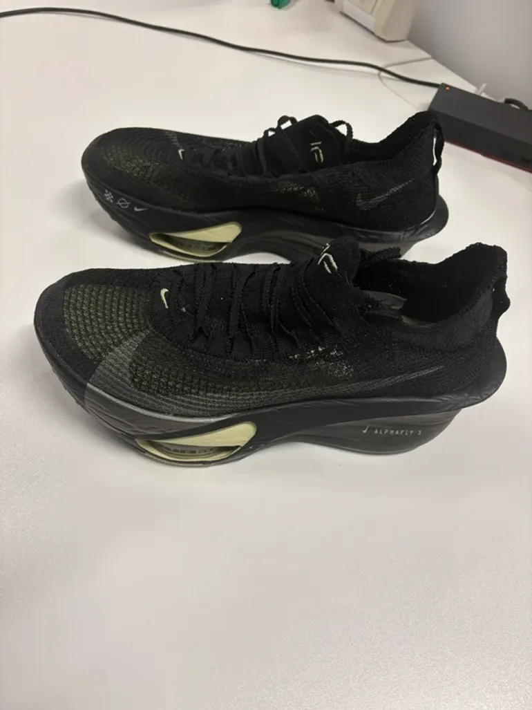 Used Nike Air Zoom Alphafly Next% 3 bike — image 2 of 3
