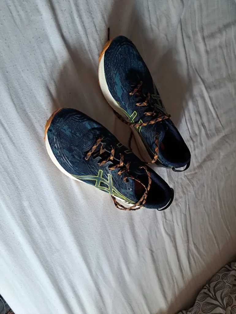 Used Asics Fiji Lite bike — image 3 of 4