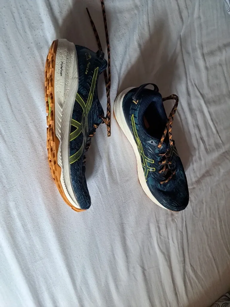 Used Asics Fiji Lite bike — image 2 of 4
