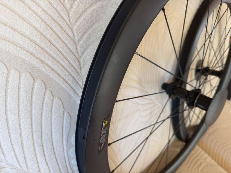 Used Minice Carbon Wheels bike — image 5 of 9