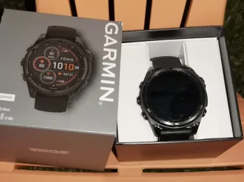 Used Garmin Fenix 8 2025 bike
