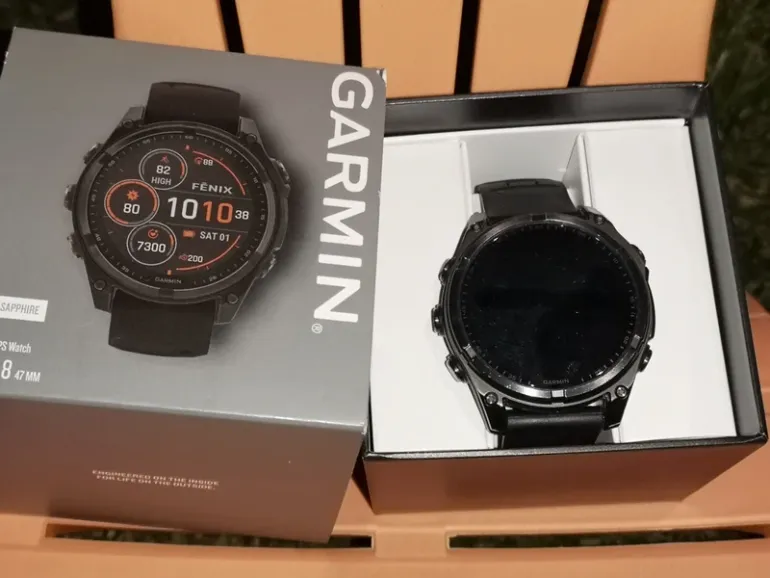 Used Garmin Fenix 8 2025 bike — image 1 of 4