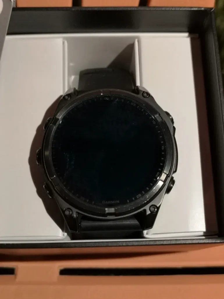 Used Garmin Fenix 8 2025 bike — image 2 of 4