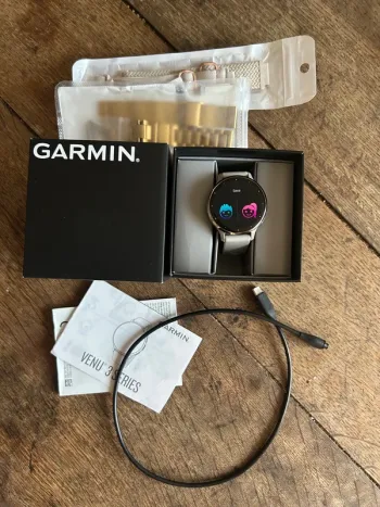 Used Garmin Venu 3S bike