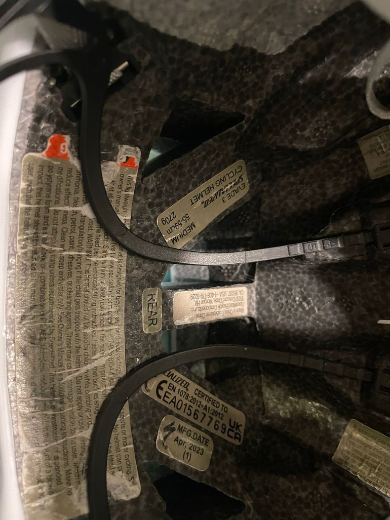Used Specialized Evade 3 Helmet bike — image 9 of 9