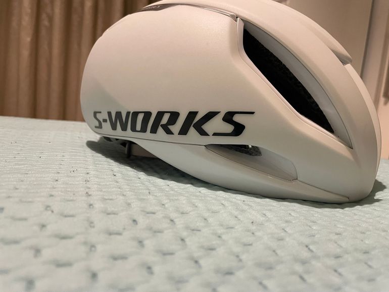 Used Specialized Evade 3 Helmet bike — image 1 of 9
