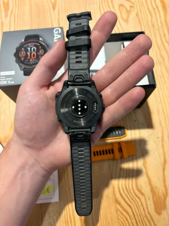 Used Garmin Fenix 8 AMOLED 47mm bike — image 4 of 6
