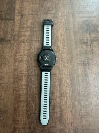 Used Garmin Forerunner 265 bike — image 4 of 5