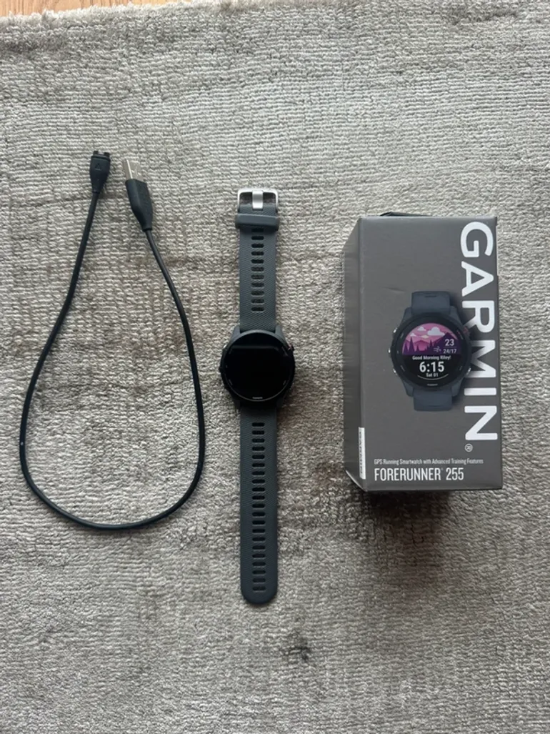 Used Garmin Forerunner 255 bike — image 1 of 4