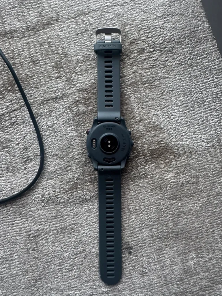 Used Garmin Forerunner 255 bike — image 3 of 4
