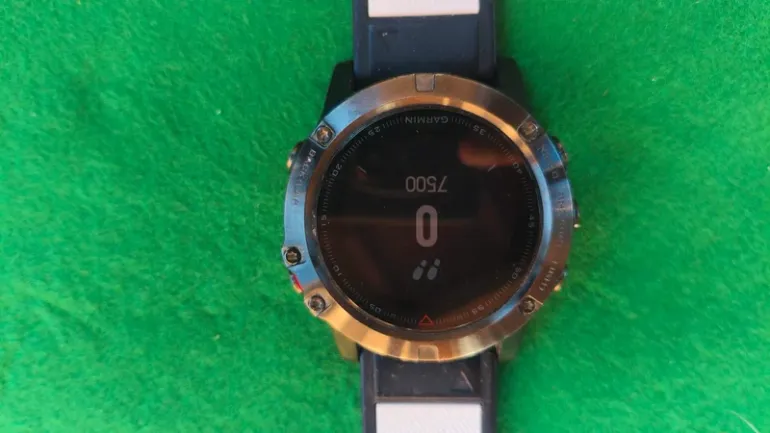Used Garmin Fenix 5X Sapphire bike — image 4 of 11