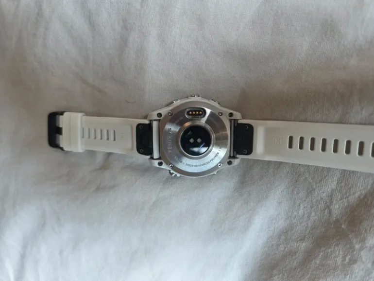 Used Garmin Fenix 7s bike — image 3 of 3