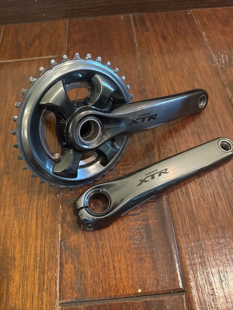 Used Shimano XTR Cranks 2014 Drivetrain & Pedals