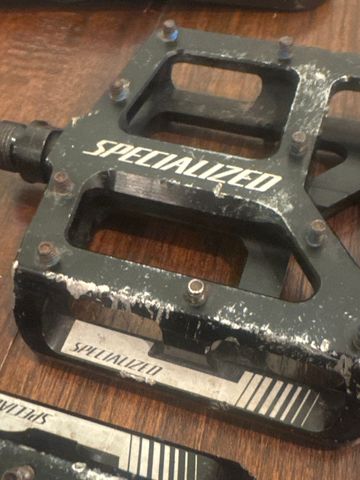 Used Specialized Pedals 2014 bike — image 2 of 2