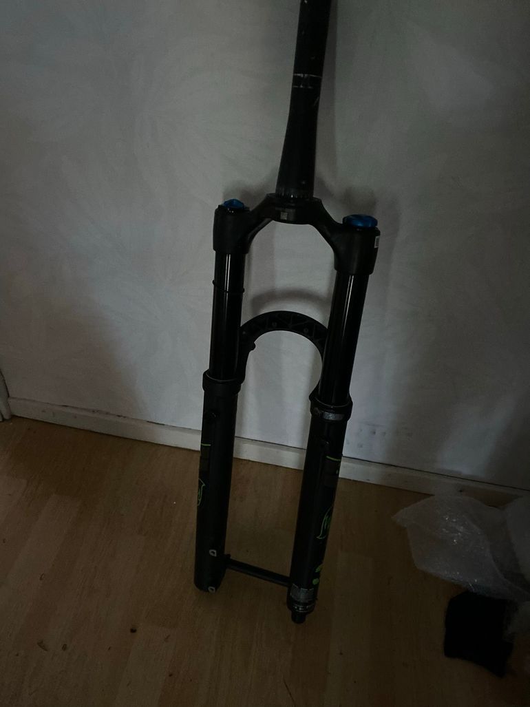 Used Fox 36 Rhythm 150mm 27.5/29 2023 bike — image 2 of 2