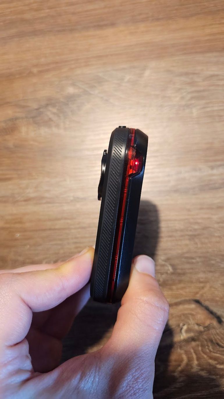 Used Garmin Varia RTL515 Rearview Radar and Tail Light 2025 bike — image 3 of 6