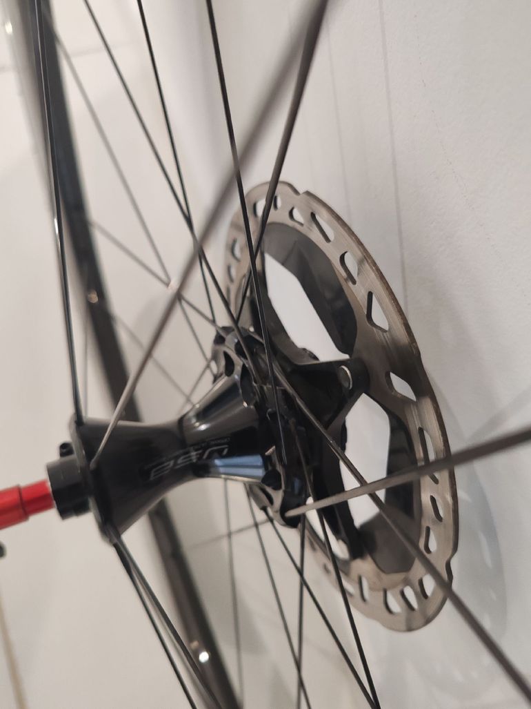 Used Campagnolo Bora WTO 60 bike — image 5 of 8