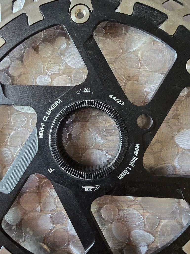 Used Magura MT5 Disc Brakes 2026 bike — image 4 of 5