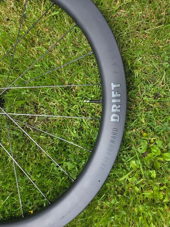 Used Ffwd Drift Pace Gravel Carbon Wheels 2025 bike — image 2 of 4