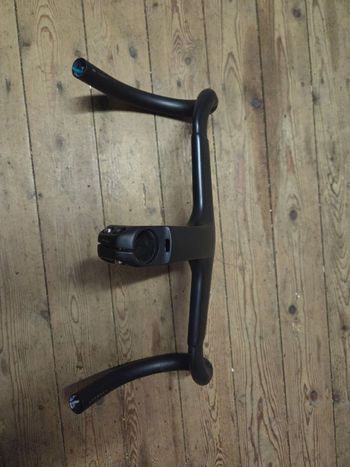 Trek Madone SLR Gen 7 Handlebar 2024 bike d'occasion