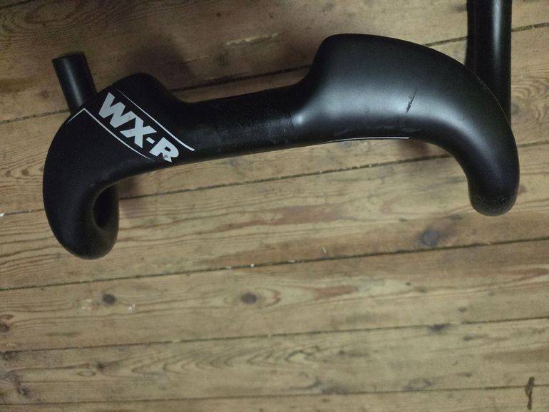 Used wx-r super smal Stuur 35cm Carbon 2024 bike — image 7 of 8