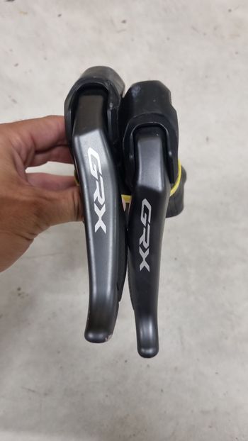 Used Shimano GRX 11v Di2 Manetas 2025 bike — image 2 of 7