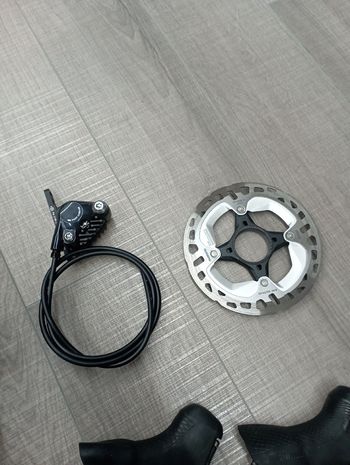 Used Shimano Di2 11-speed Groupset with D-Fly bike — image 5 of 10