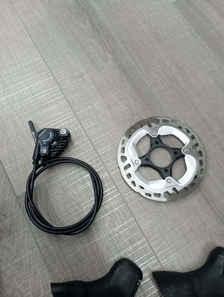 Used Shimano Di2 11-speed Groupset with D-Fly bike — image 5 of 10