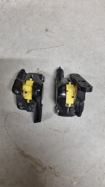 Used Shimano GRX BR-RX810 2025 bike — image 3 of 7