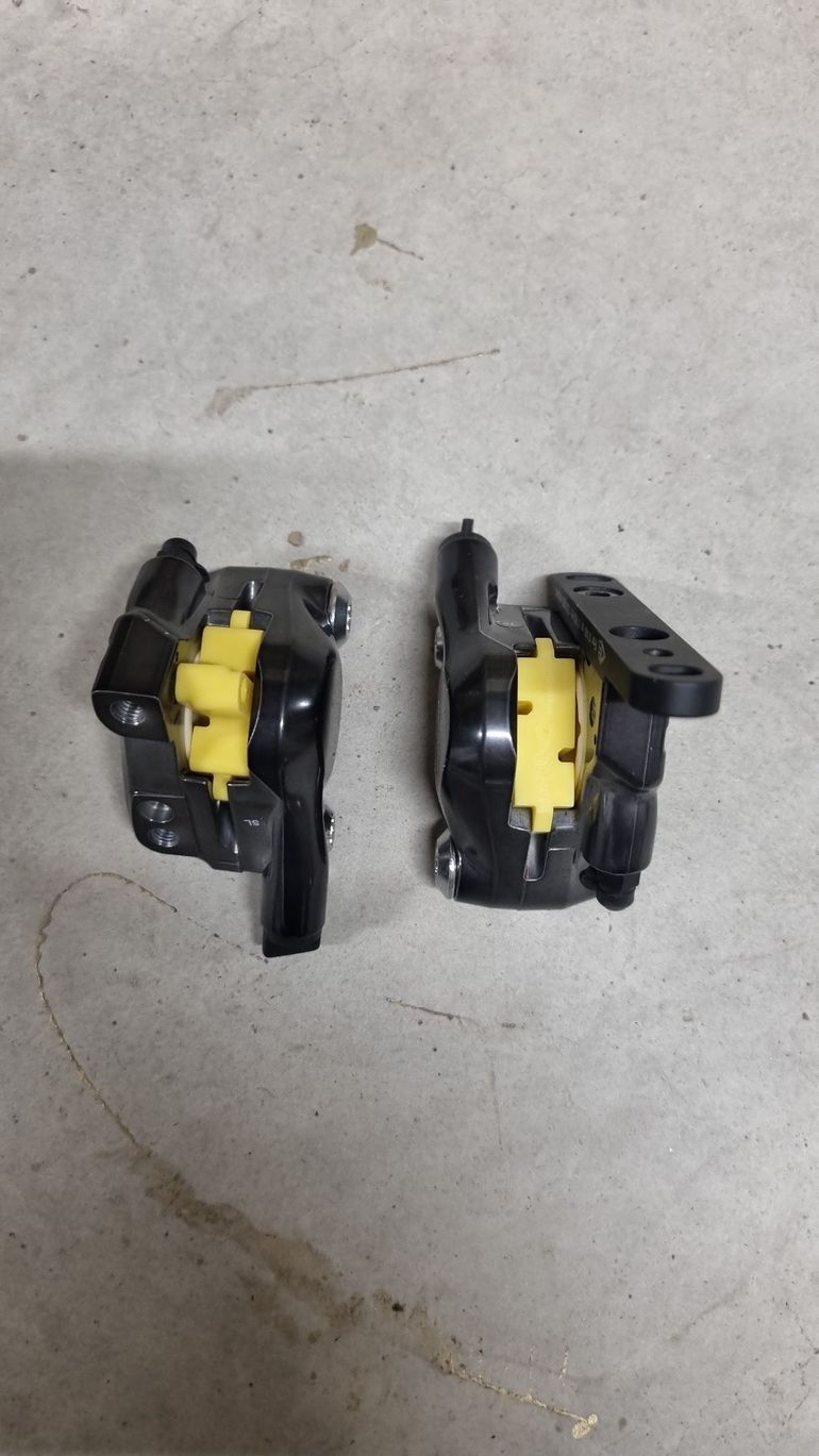 Used Shimano GRX BR-RX810 2025 bike — image 3 of 7