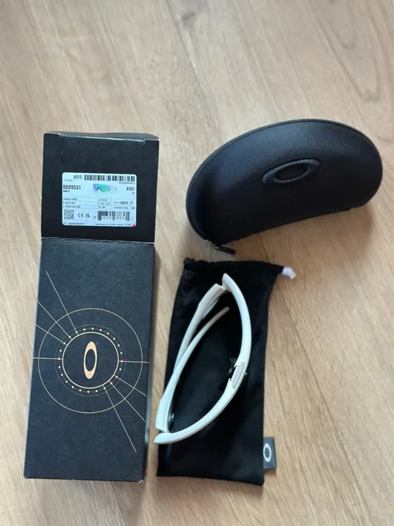 Used Oakley Sphaera Strike 2026 bike — image 5 of 6