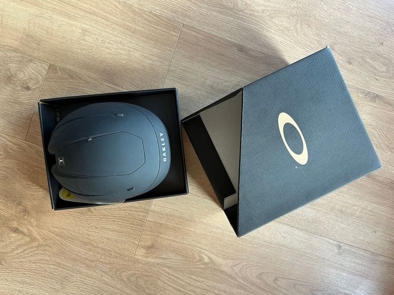 Gebrauchtes Oakley velo Mach Mips 2026 bike — Bild 7 von 7