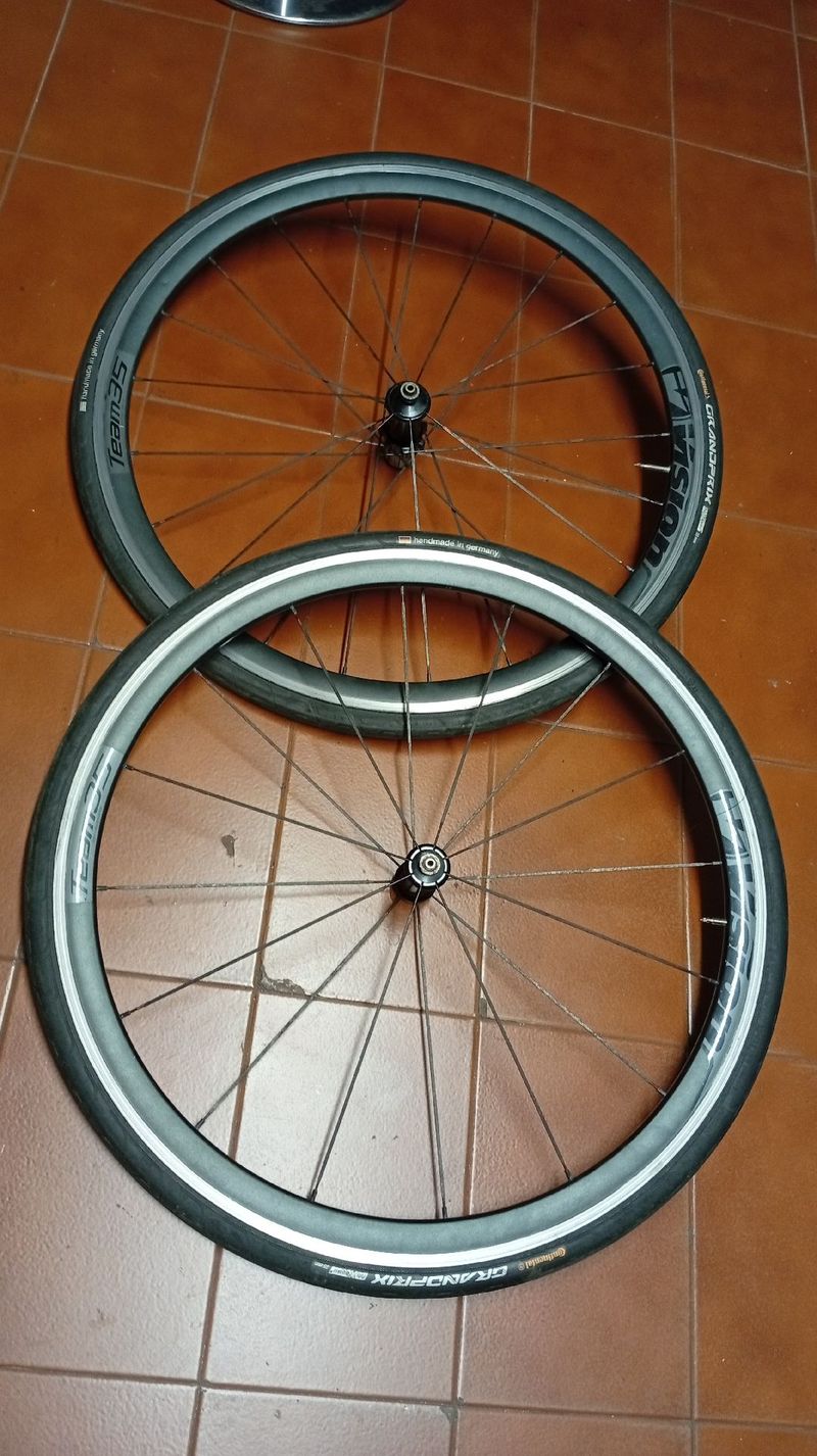 Used Vision 35 28/700 bike — image 5 of 12