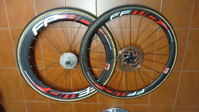 Used Ffwd Carbon Disc Wheels bike — image 1 of 7