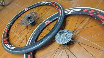 Używany Ffwd Carbon Disc Wheels bike — zdjęcie 4 z 7