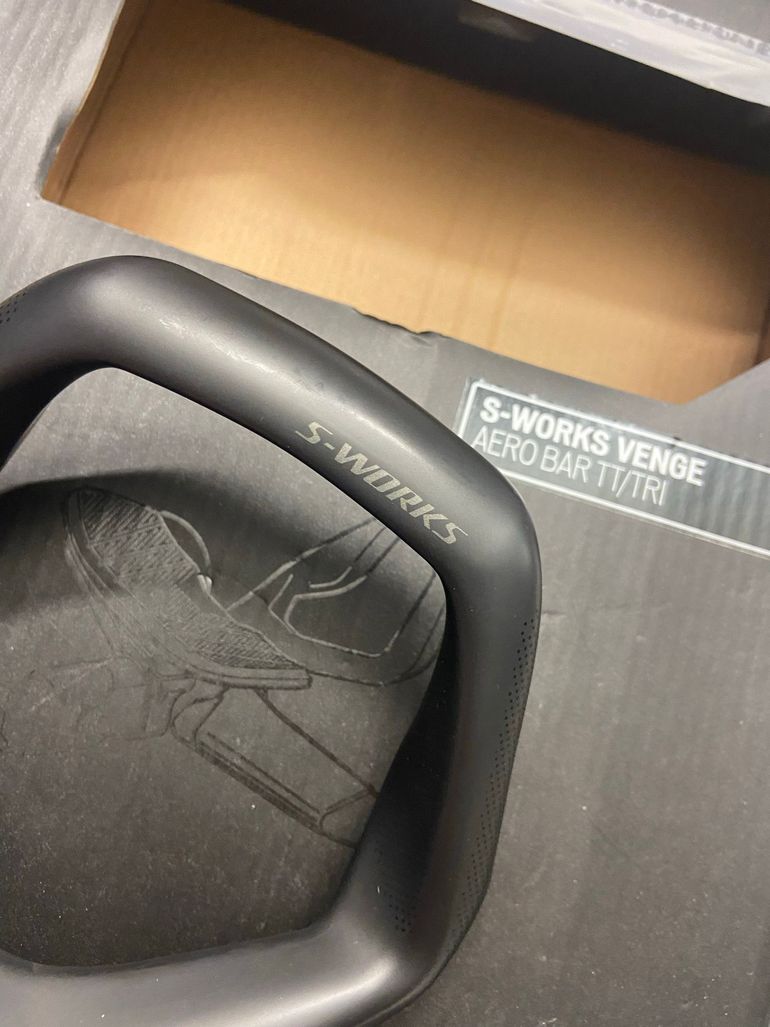 Used Specialized S-Works Aero Bars 2022 bike — image 3 of 4