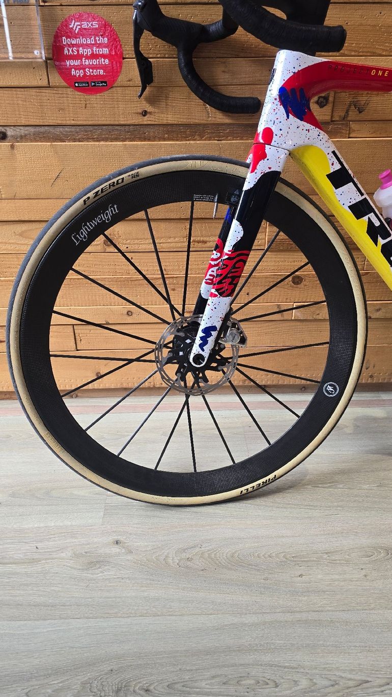 Used Lightweight Meilenstein EVO Tubeless Disc Brake Wheelset 2025 bike — image 3 of 4