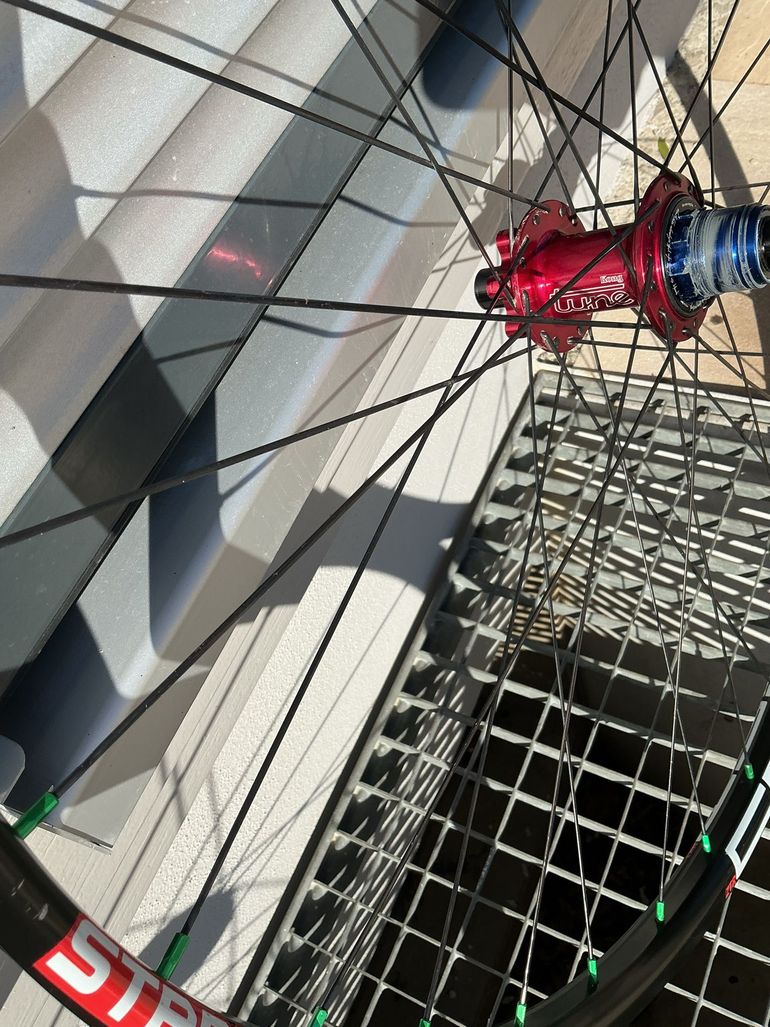 Used Tune 29 Naben, NoTubes ZTR MK3 Felgen bike — image 4 of 7