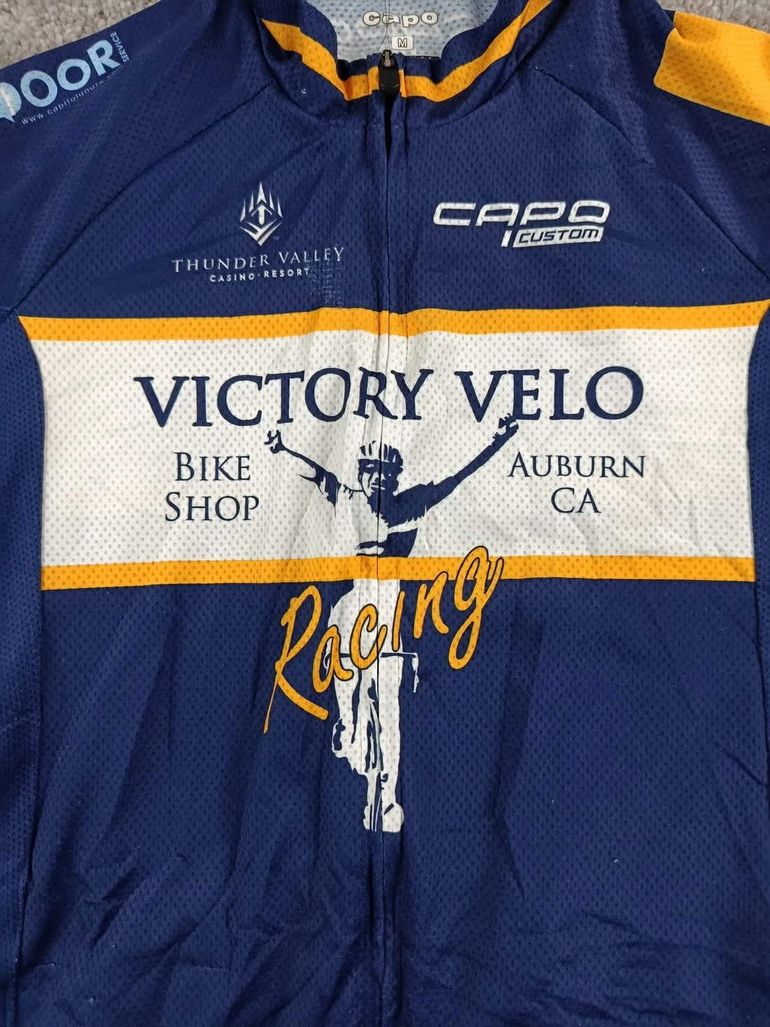Used Capo maillot velo homme taille m -40 6935 cyclisme route respirant usa auburn bike — image 2 of 8