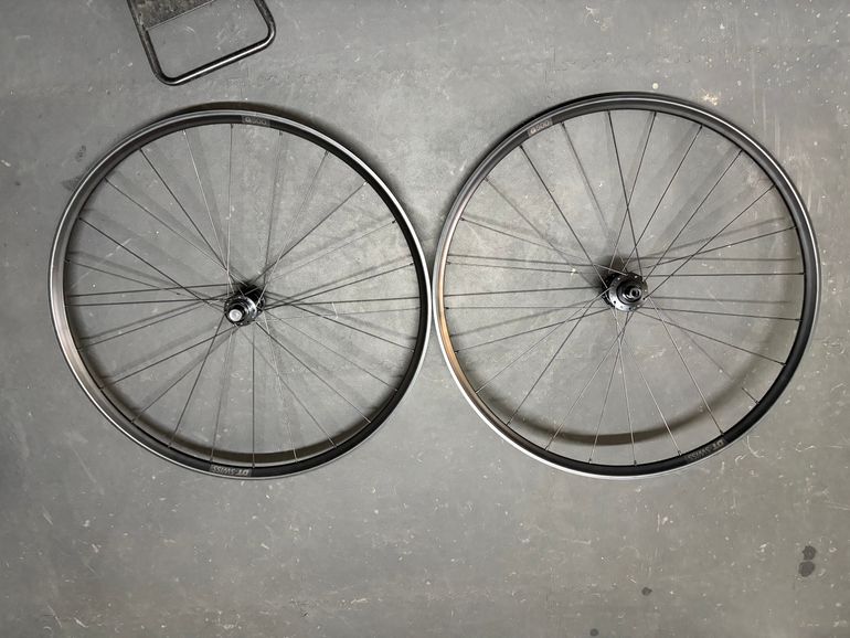 Used Dt Swiss G500 Gravel Wheelset XDR Hub 1871g 2026 bike — image 2 of 2