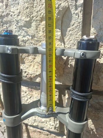Used Sr Suntour RUX38 Suspension Fork 2024 bike — image 7 of 7