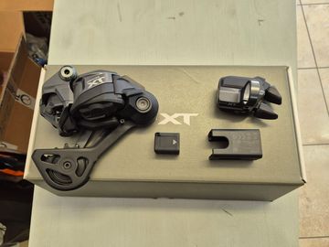 Brugt Shimano XT Di2 Shifter 2026 bike — billede 4 af 6