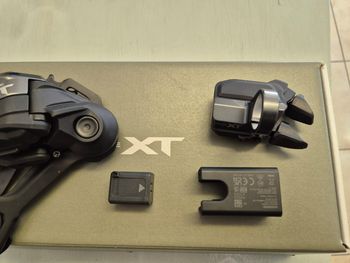 Used Shimano XT Di2 Shifter 2026 bike — image 6 of 6